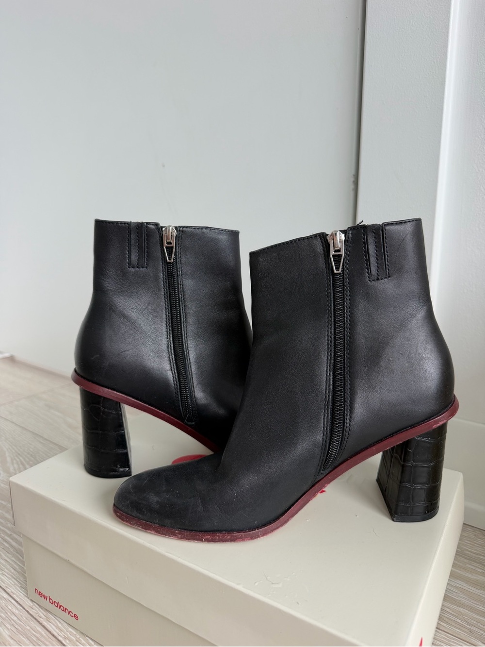 Dolce Vita Black Leather Ankle Boots with Block Heel and Red Trim